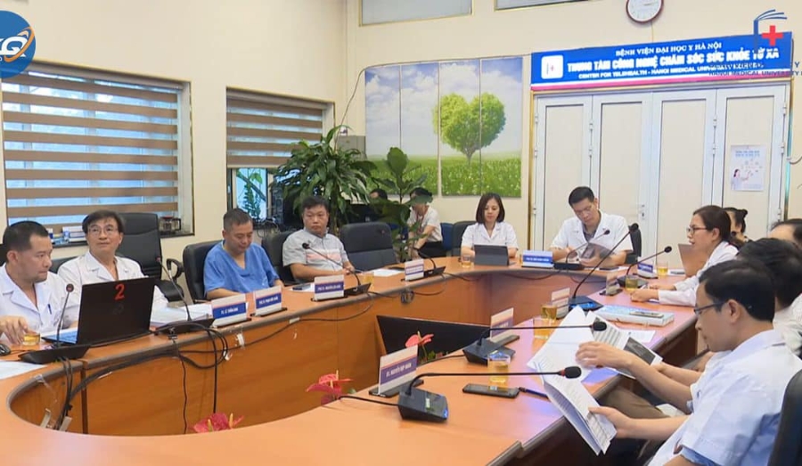 Chương trình Khám chữa bệnh từ xa – Telehealth Bệnh viện Đại học Y Hà Nội được triển khai từ tháng 4/2020.