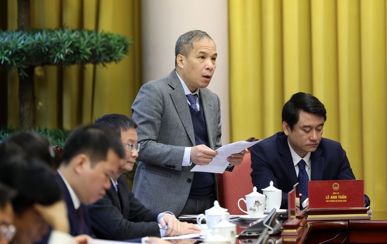 Phó Thống đốc NHNN Đoàn Thái Sơn phát biểu tại họp báo - Ảnh VGP.