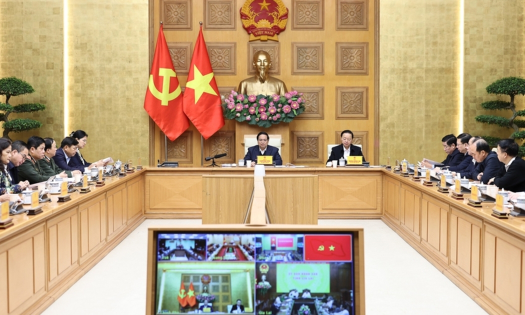 Thủ tướng Chính phủ Phạm Minh Chính chủ trì Hội nghị trực tuyến với các tỉnh, thành phố miền Trung về tình hình triển khai 