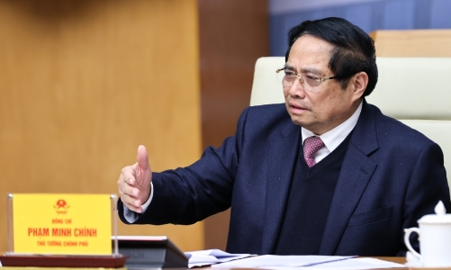 PM asks for stronger efforts to accelerate key railway projects