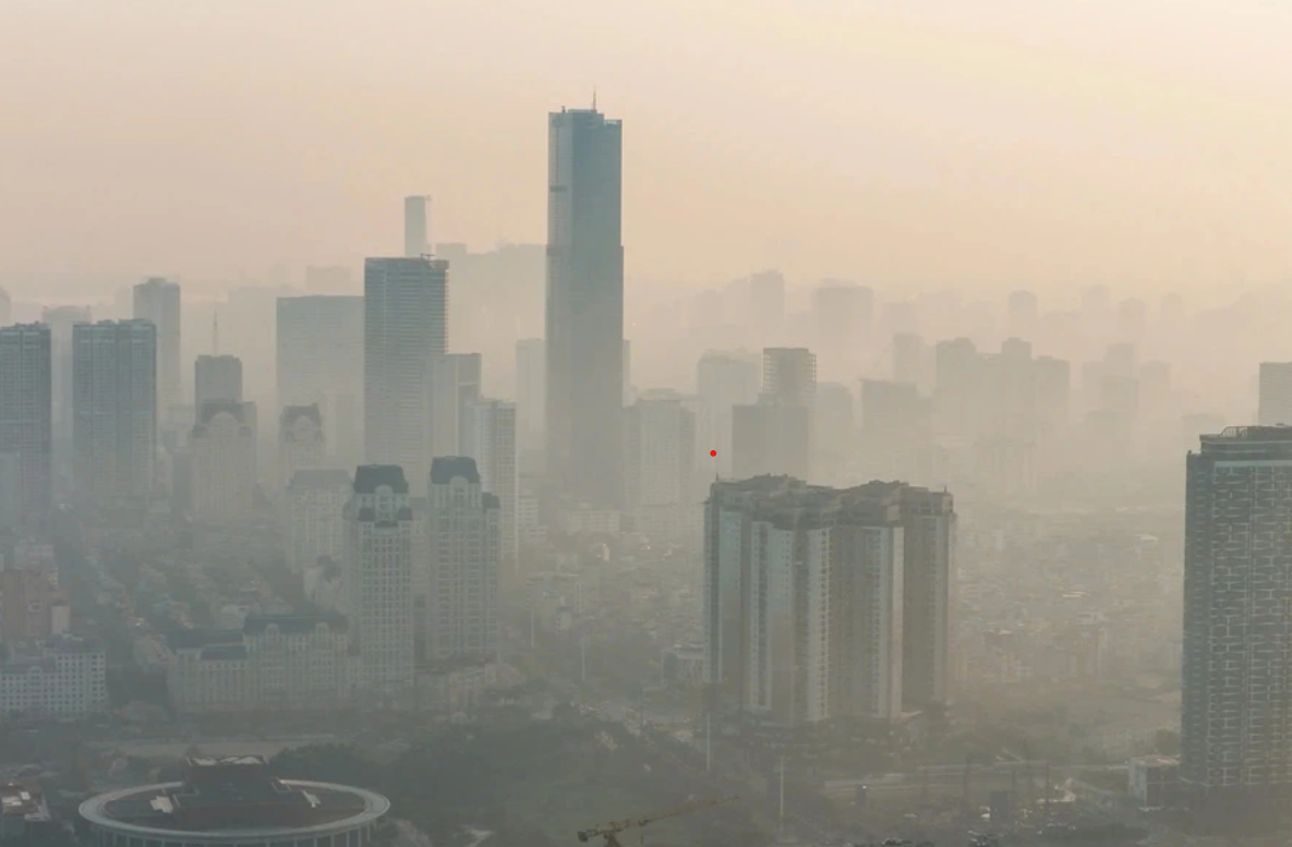 Ô nhiễm không khí đang diễn biến ngày càng nghiêm trọng.