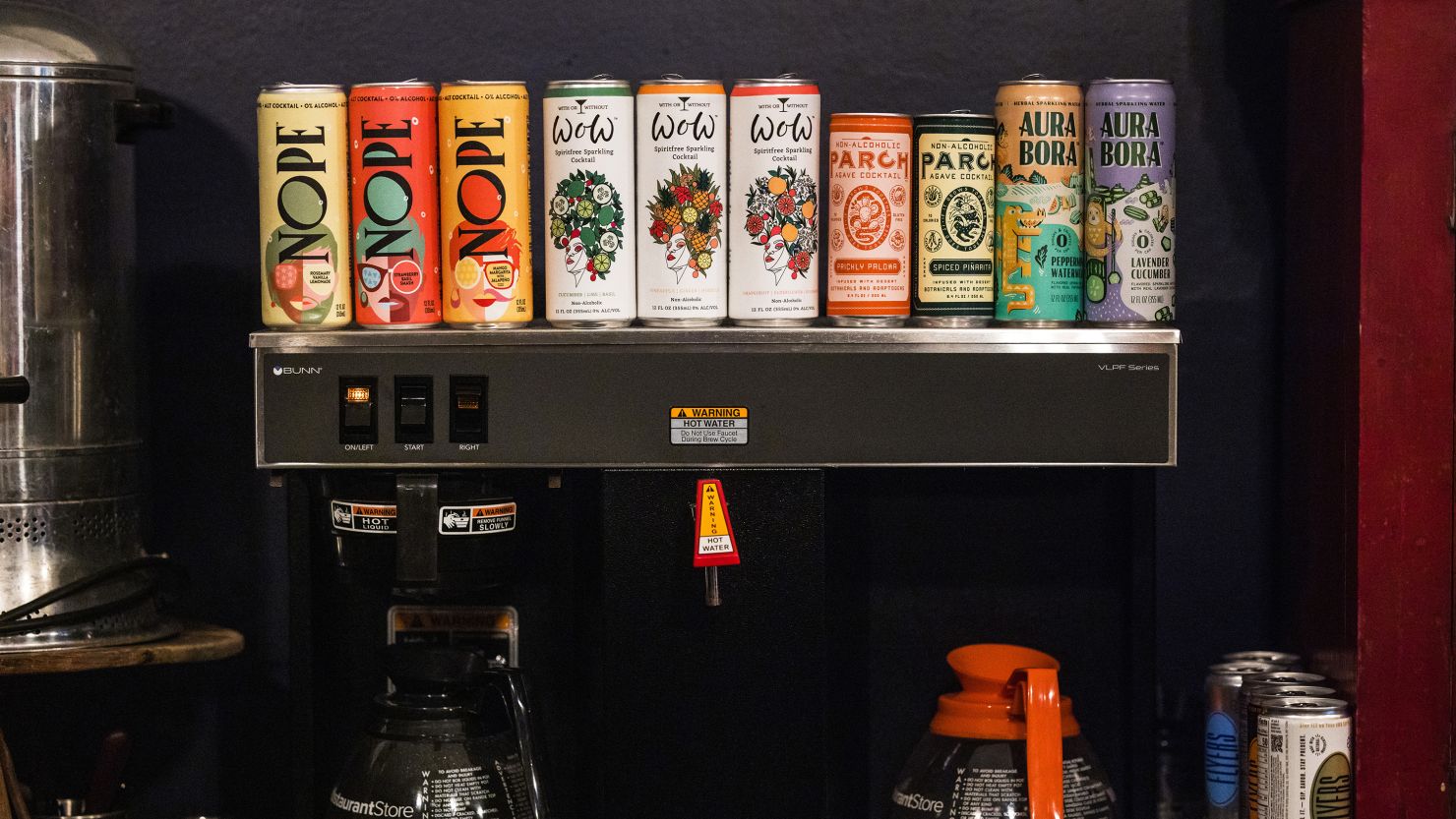 Khác với Millennials, Gen Z không xem rượu bia là một nghi thức xã hội bắt buộc.