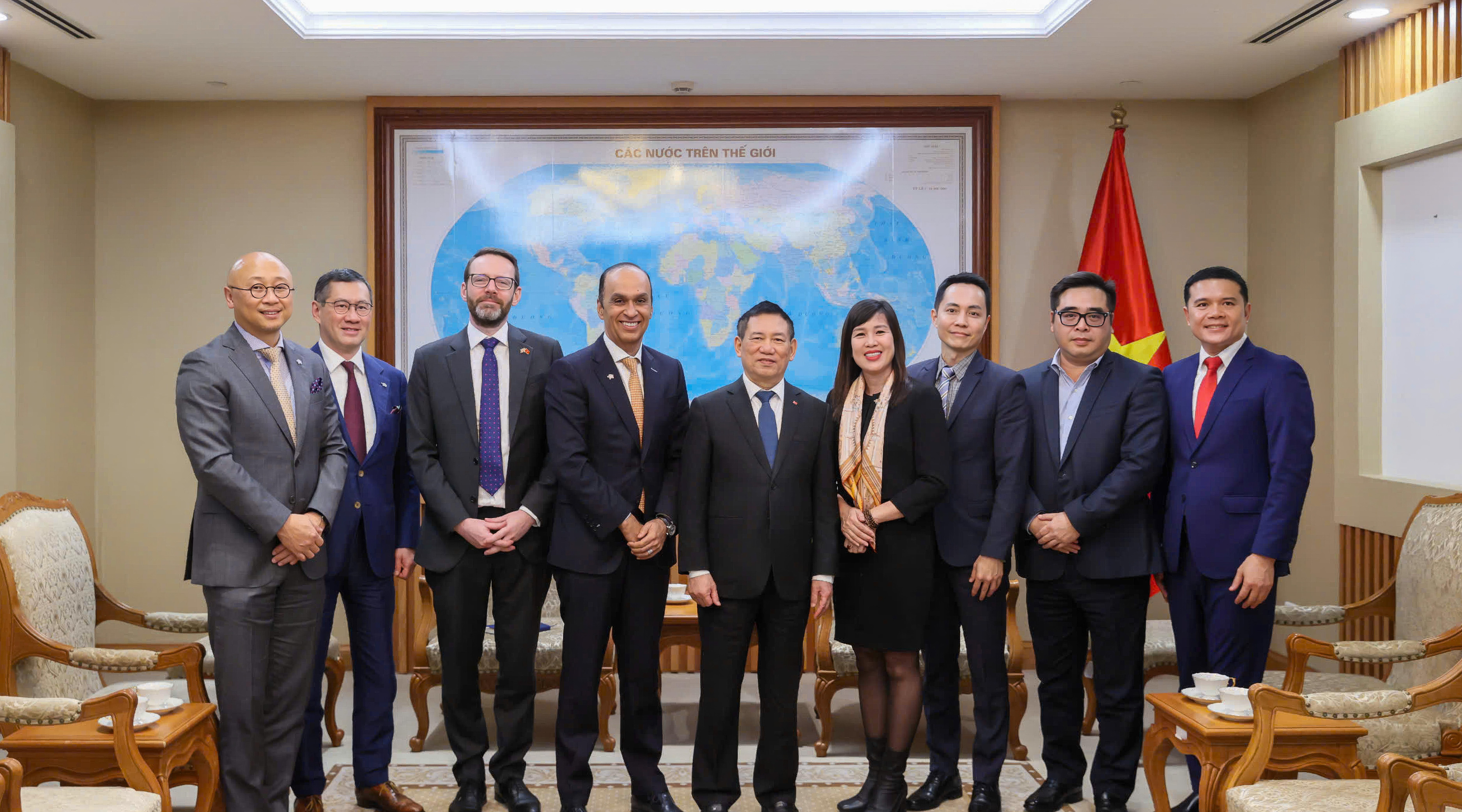 Deputy Prime Minister Ho Duc Phoc and other delegates at the reception