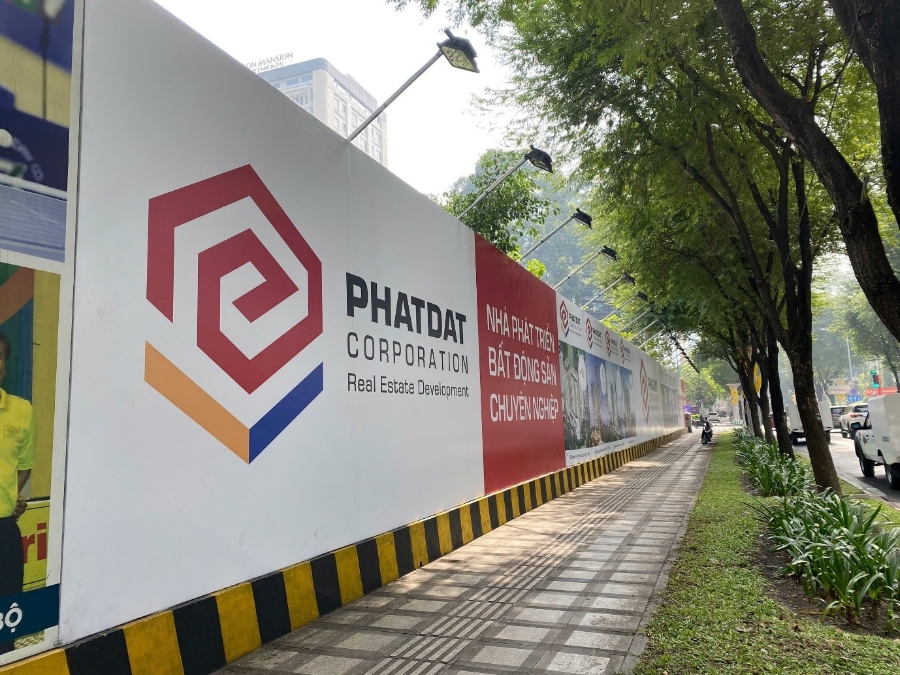 Khu đất Nhà thi đấu thể thao Phan Đình Phùng có 4 mặt tiền đường Võ Văn Tần – Nam Kỳ Khởi Nghĩa – Nguyễn Đình Chiểu – Pasteur (phường Xuân Hòa, TP.HCM).