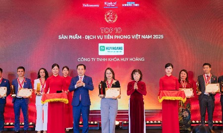 Khóa Huy Hoàng được vinh danh “Top 10 Sản phẩm - Dịch vụ Tiên phong 2025”.