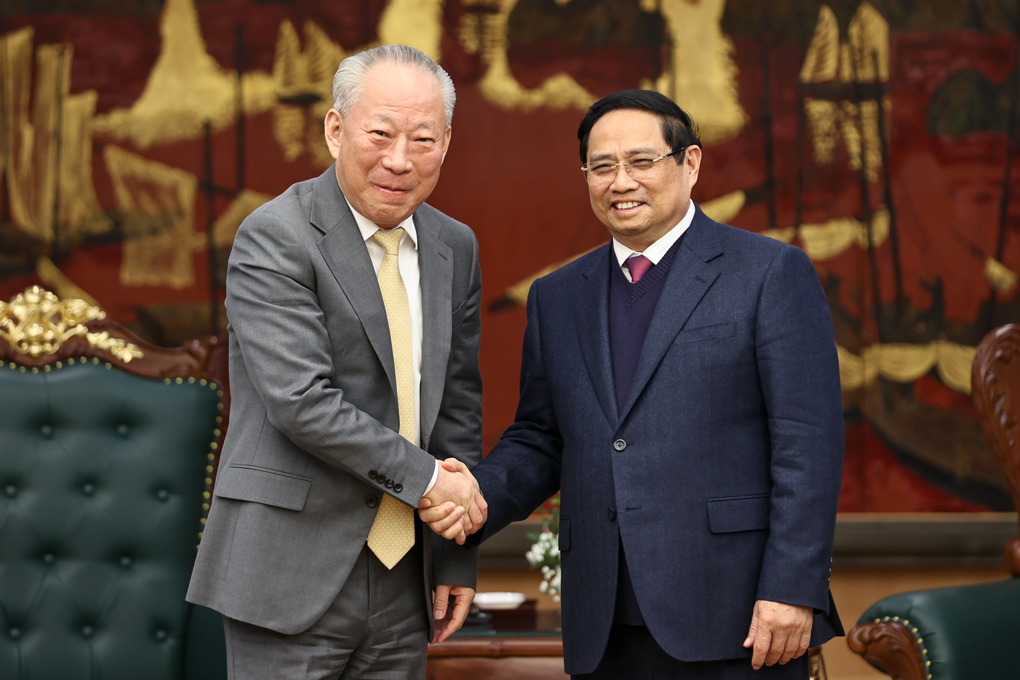 Thủ tướng Phạm Minh Chính tiếp ông Nghiêm Giới Hòa, người sáng lập Tập đoàn xây dựng Thái Bình Dương. Ảnh: VGP.