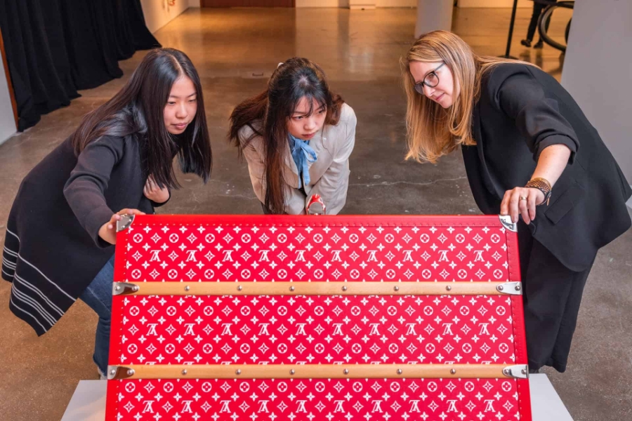 Tại Trung Quốc, nhóm khách hàng có giá trị tài sản ròng cao vẫn đặc biệt coi trọng tính độc bản và sự đổi mới.