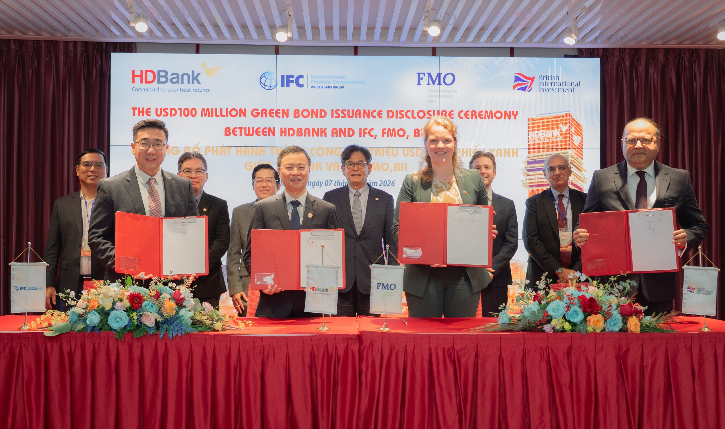 Thành công của Chương trình trái phiếu xanh năm 2025 tạo nền tảng để HDBank tiếp tục thu hút các nguồn vốn quốc tế cho các sáng kiến tài chính xanh, phát triển bền vững và tài chính toàn diện tại Việt Nam.