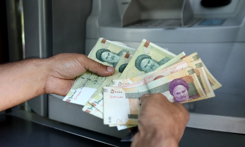 Đằng sau sự mất giá chóng mặt của đồng tiền Iran