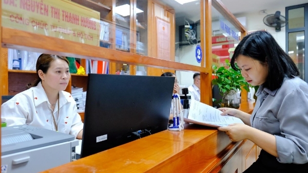 Bộ Nội vụ hướng dẫn xếp lương với người được tuyển dụng vào công chức