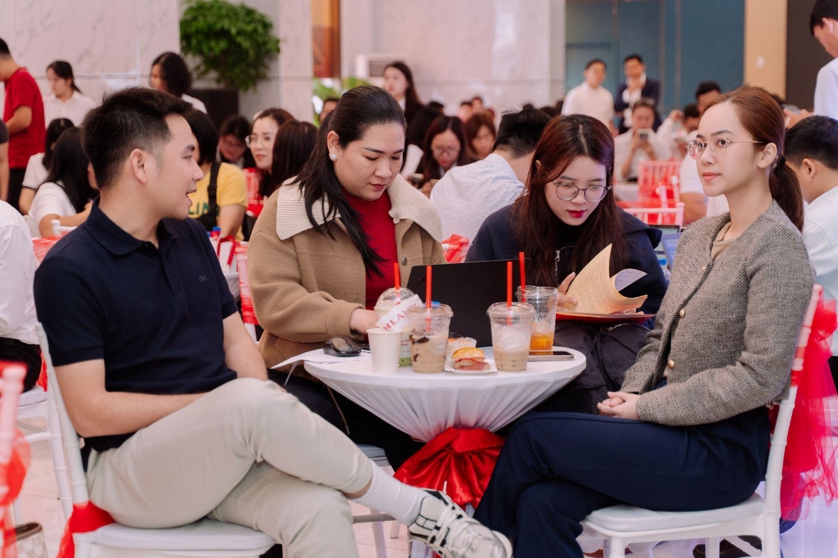 Sự kiện thu hút nhiều nhà đầu tư và khách hàng tham dự.