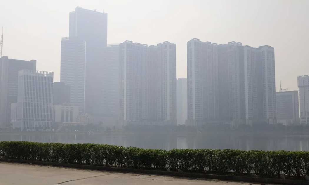 Không khí Hà Nội tiếp tục ô nhiễm, ở mức rất kém