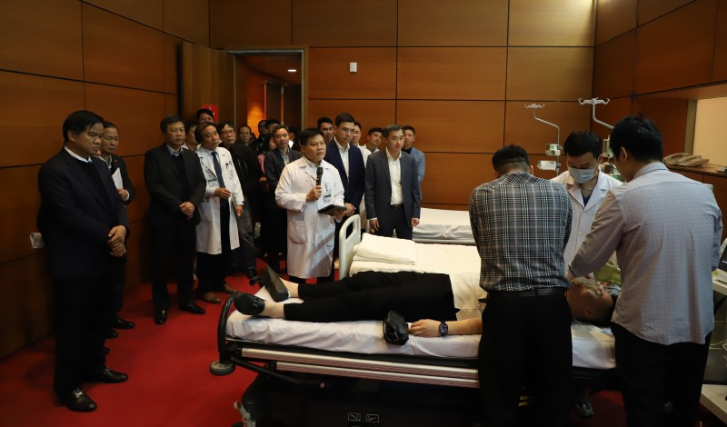 Các đơn vị triển khai công tác diễn tập. Ảnh: Trần Minh.