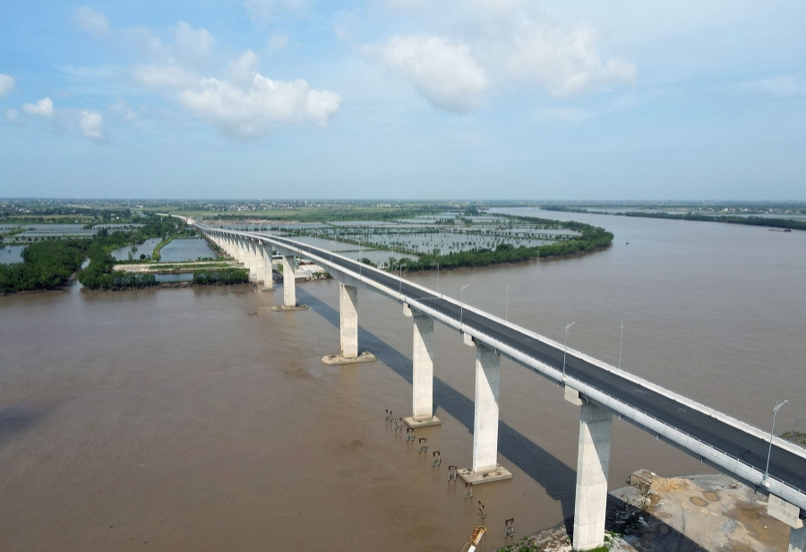 Mỏ cát tại khu vực cửa sông Văn úc diện tích 99 ha sẽ được đưa ra đấu giá cấp quyền khai thác.