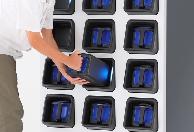 Cuộc đua xe máy điện: Sạc nhanh hay đổi pin 