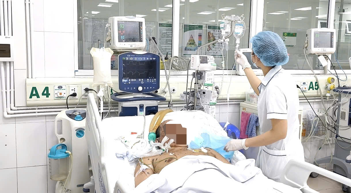 Bệnh nhân đang được điều trị tích cực tại bệnh viện. 