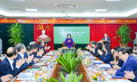 Toàn cảnh phiên họp.