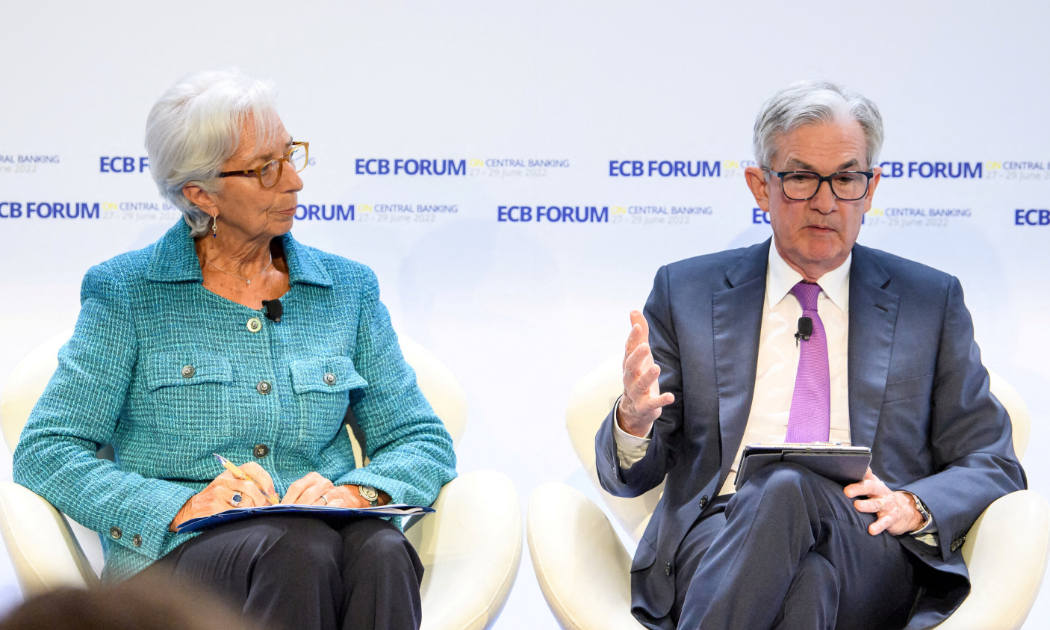 Cựu Chủ tịch ECB: Việc gây sức ép lên Fed có thể đe dọa ổn định tài chính toàn cầu