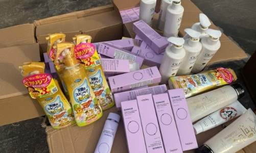 Triệt phá đường dây buôn bán mỹ phẩm giả, thu giữ 25 tấn hàng