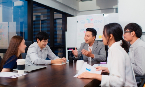 Lãnh đạo và dữ liệu đóng vai trò quan trọng trong kiến tạo môi trường làm việc bền vững