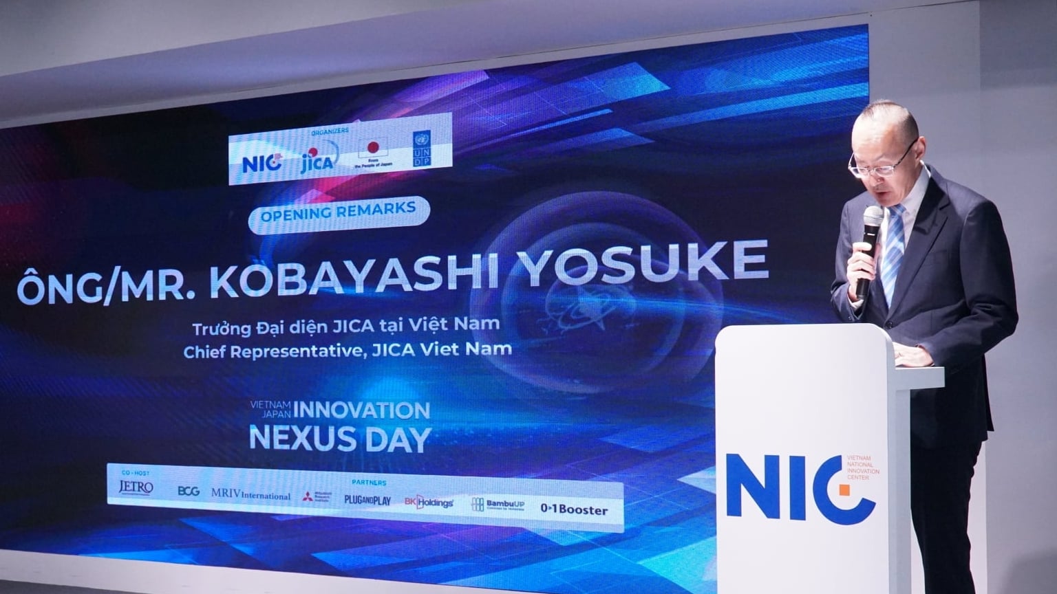 Ông Kobayashi Yosuke, Trưởng đại diện JICA.