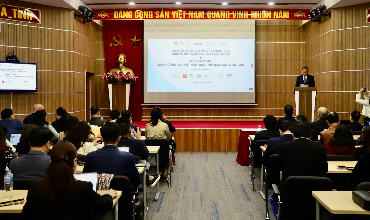 Toàn cảnh hội thảo “Đổi mới sáng tạo và Thực hành ESG: Chuyển đổi xanh trong kỷ nguyên số” ngày 15/1/2026.