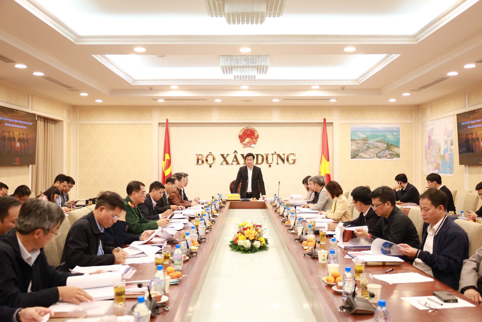 Bộ Xây dựng tổ chức hội nghị thẩm định nhiệm vụ Quy hoạch chung Thành phố Hải Phòng đến năm 2050, tầm nhìn đến năm 2075. Ảnh: BXD