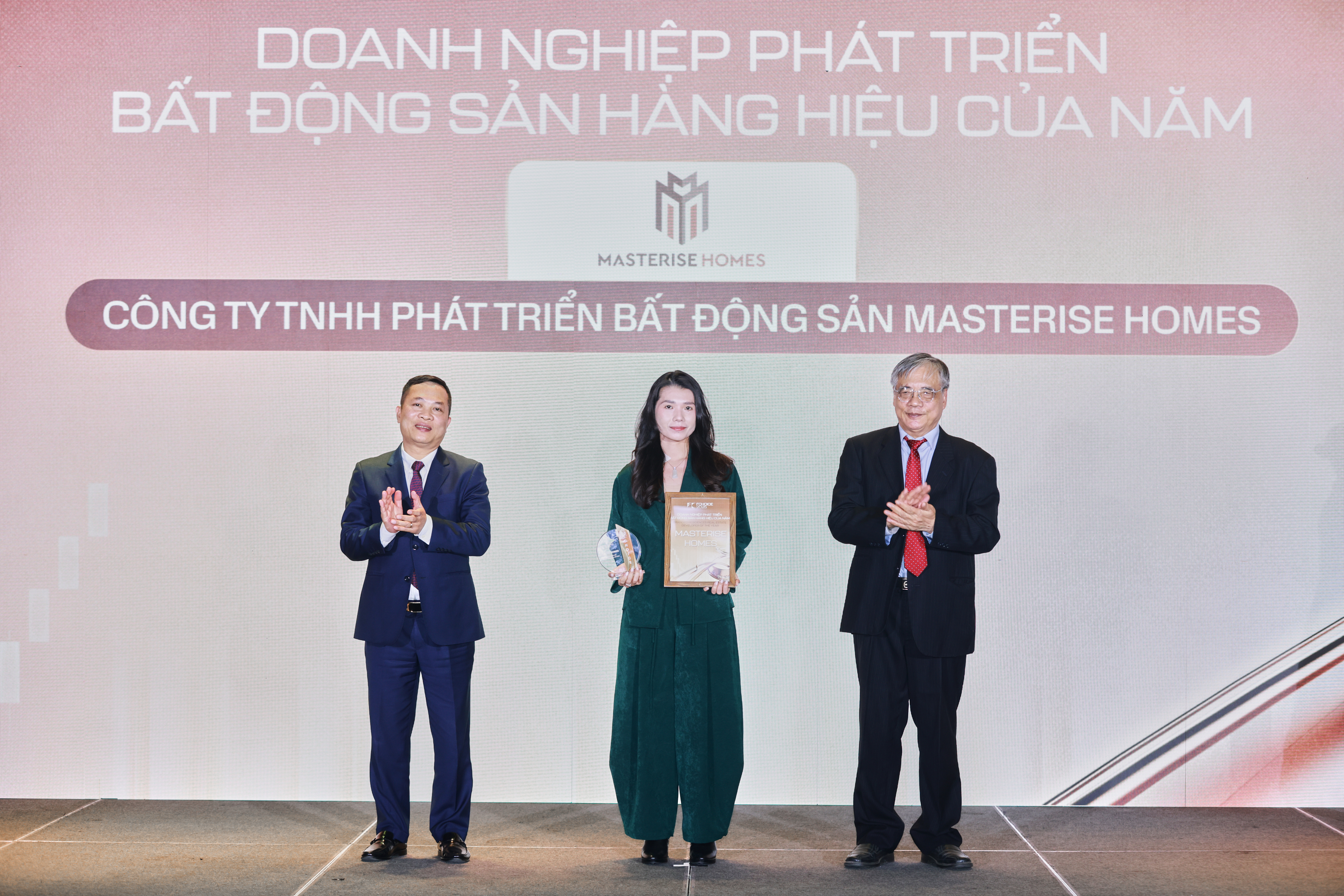 Masterise Homes vừa được vinh danh “Doanh nghiệp phát triển bất động sản hàng hiệu của năm” tại FChoice Awards 2025. Ảnh: Masterise Homes.