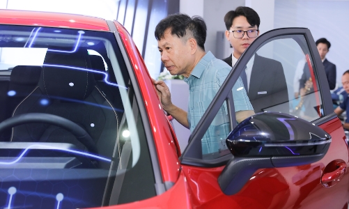 Nghịch lý “thừa xe, thiếu khách” sát Tết Bính Ngọ