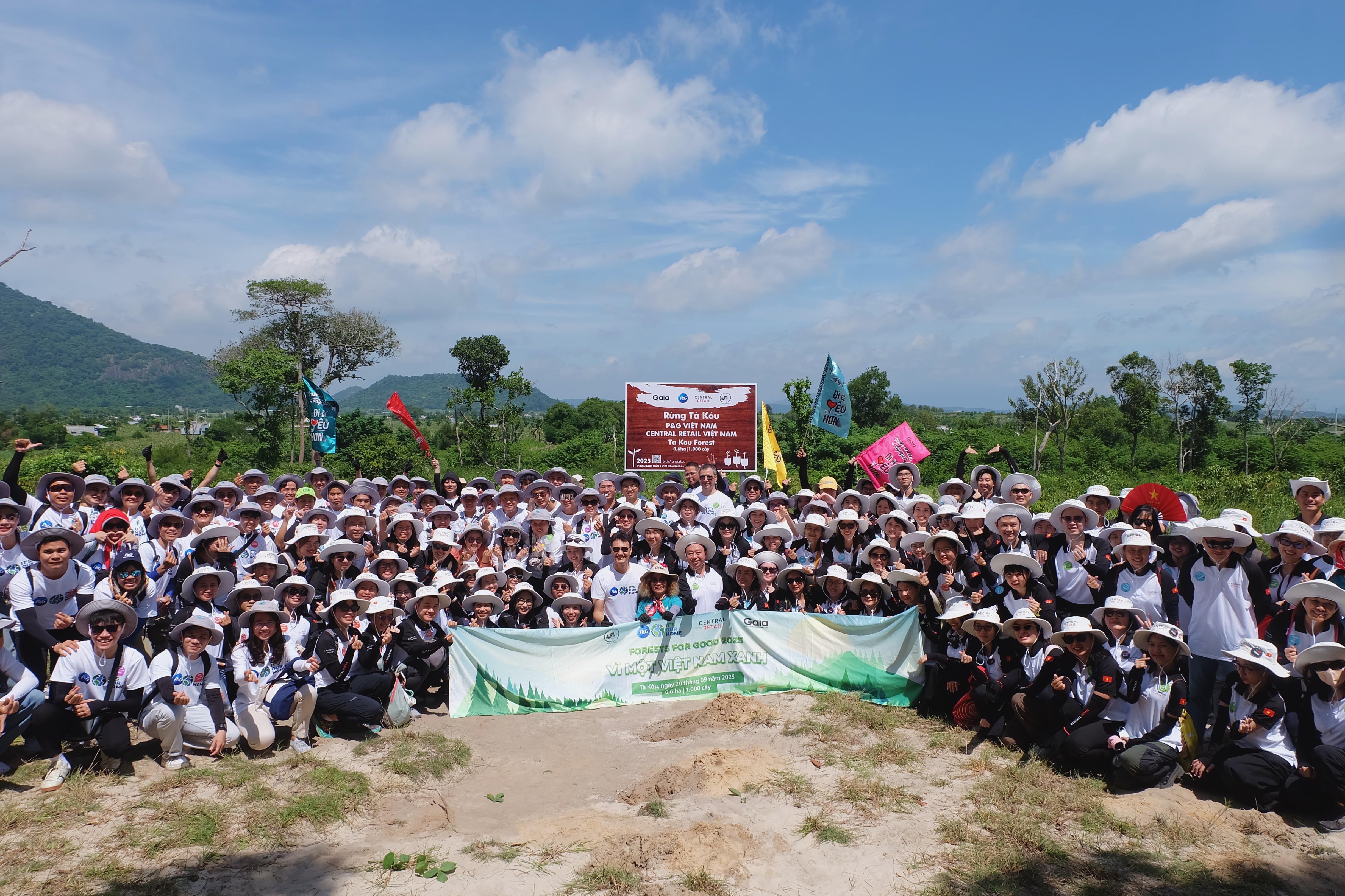 Central Retail cùng đối tác PG Việt Nam tổ chức chiến dịch 