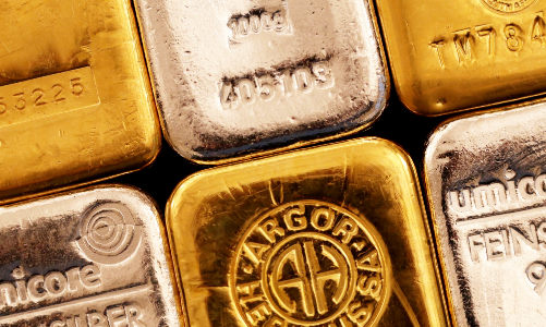 Giá vàng cầm cự mốc 4.600 USD/oz dưới sức ép từ đồng USD mạnh lên