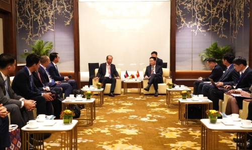 Việt Nam mở rộng hợp tác viễn thông với Campuchia