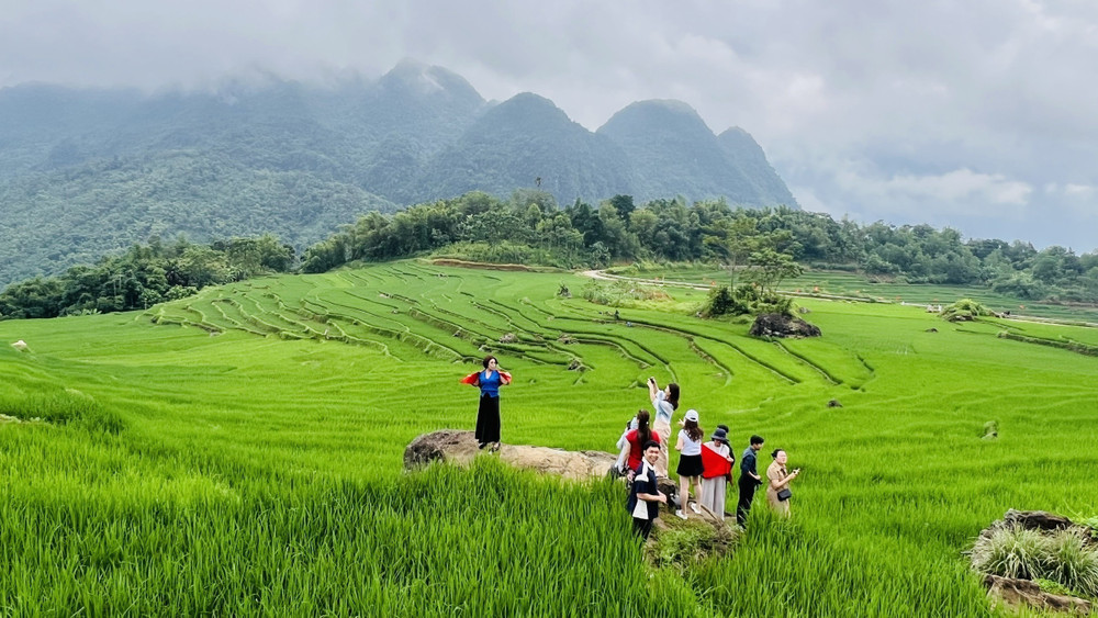 Khu du lịch cộng đồng Pù Luông (Thanh Hóa) thu hút khách du lịch trong nước và quốc tế.