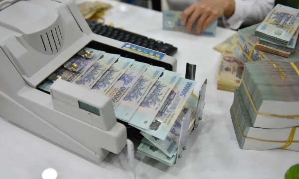 Lãi suất qua đêm giảm từ gần 11% về 5,4% sau 2 phiên