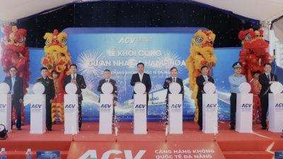 Da Nang airport breaks ground on new international cargo terminal