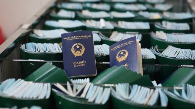 Vietnamese passport jumps 5 places at Henley Passport Index