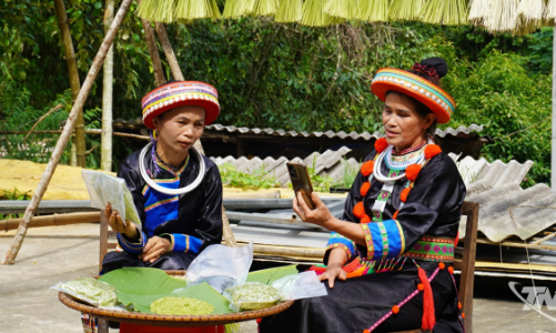 Phụ nữ vùng cao từng bước bắt nhịp kinh tế số, nâng cao thu nhập