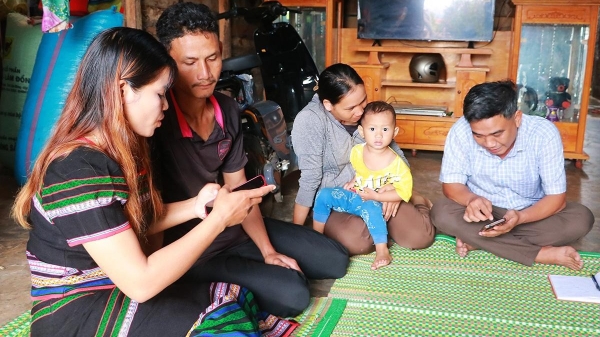 Khi công nghệ số gõ cửa buôn làng