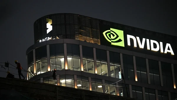 Nvidia đối mặt thách thức lớn khi thị phần Trung Quốc lao dốc từ 66% xuống 8% – Cơ hội đổi mới và phát triển phía trước!