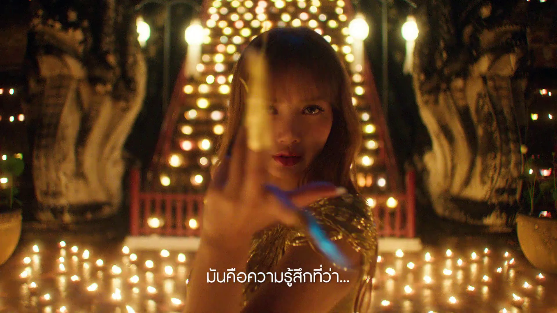 Bộ phim quảng bá sắp ra mắt sẽ giới thiệu Lisa như một hướng dẫn viên du lịch cao cấp.