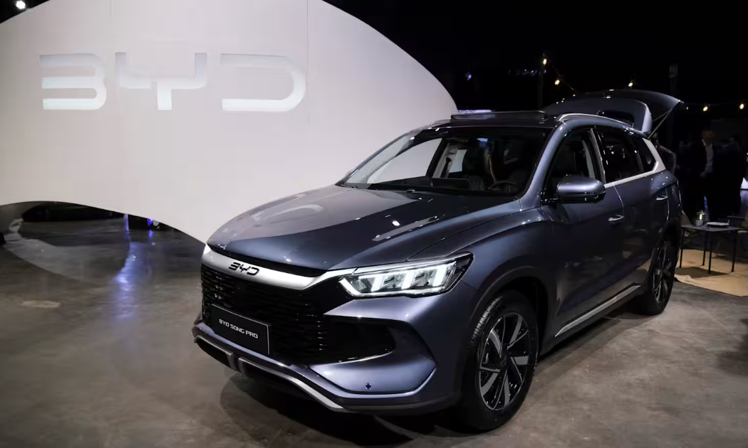 Xe điện BYD của Trung Quốc - Ảnh: Reuters