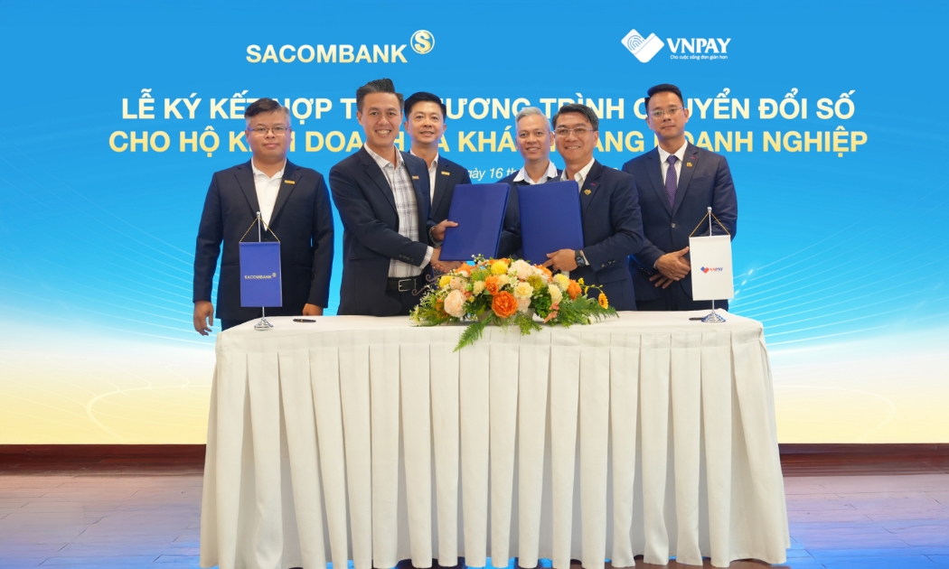 SACOMBANK và VNPAY ký kết hợp tác chuyển đổi số cho hộ kinh doanh và khách hàng doanh nghiệp.