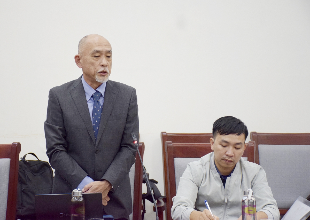 Đại diện đơn vị tư vấn trình bày nội dung dự thảo Đề án