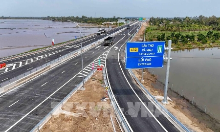 Cao tốc Cần Thơ – Cà Mau thông xe toàn tuyến từ 11h ngày 19/1