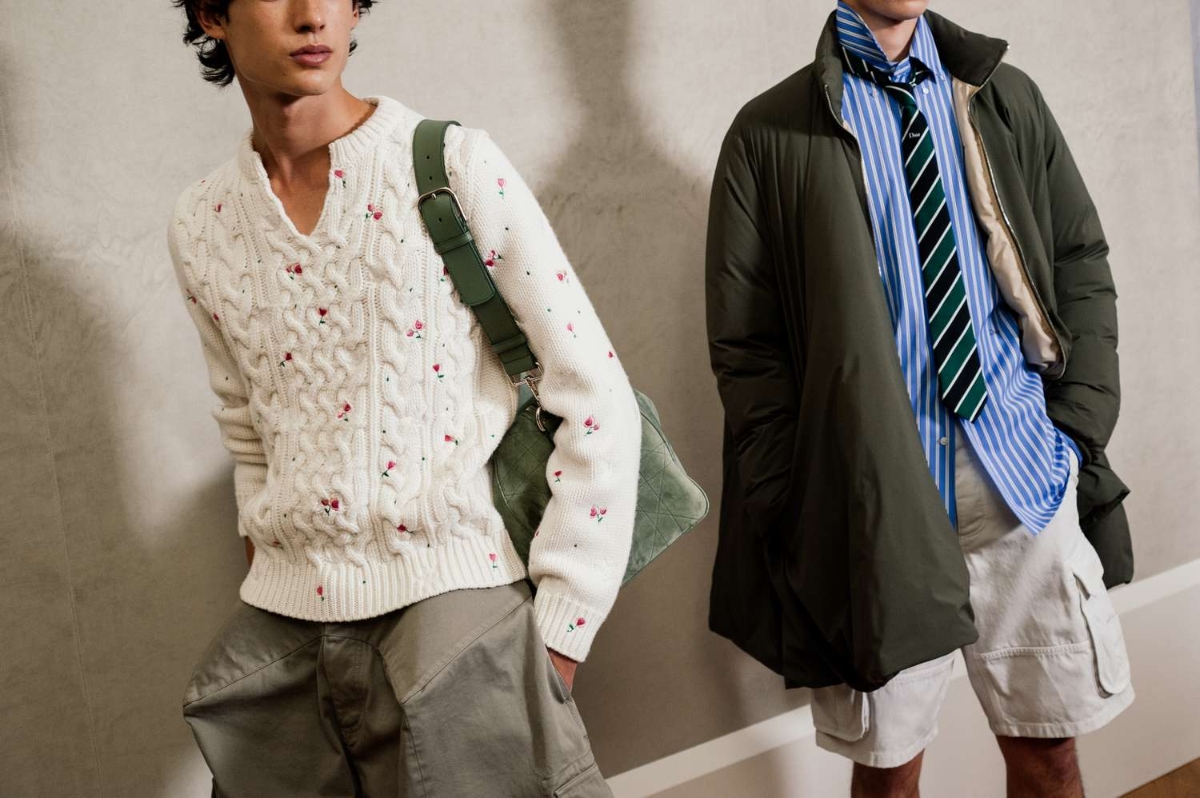 Hậu trường show diễn Dior Homme tron khuôn khổ Paris Men's Fashion Week. Ảnh: InStyle
