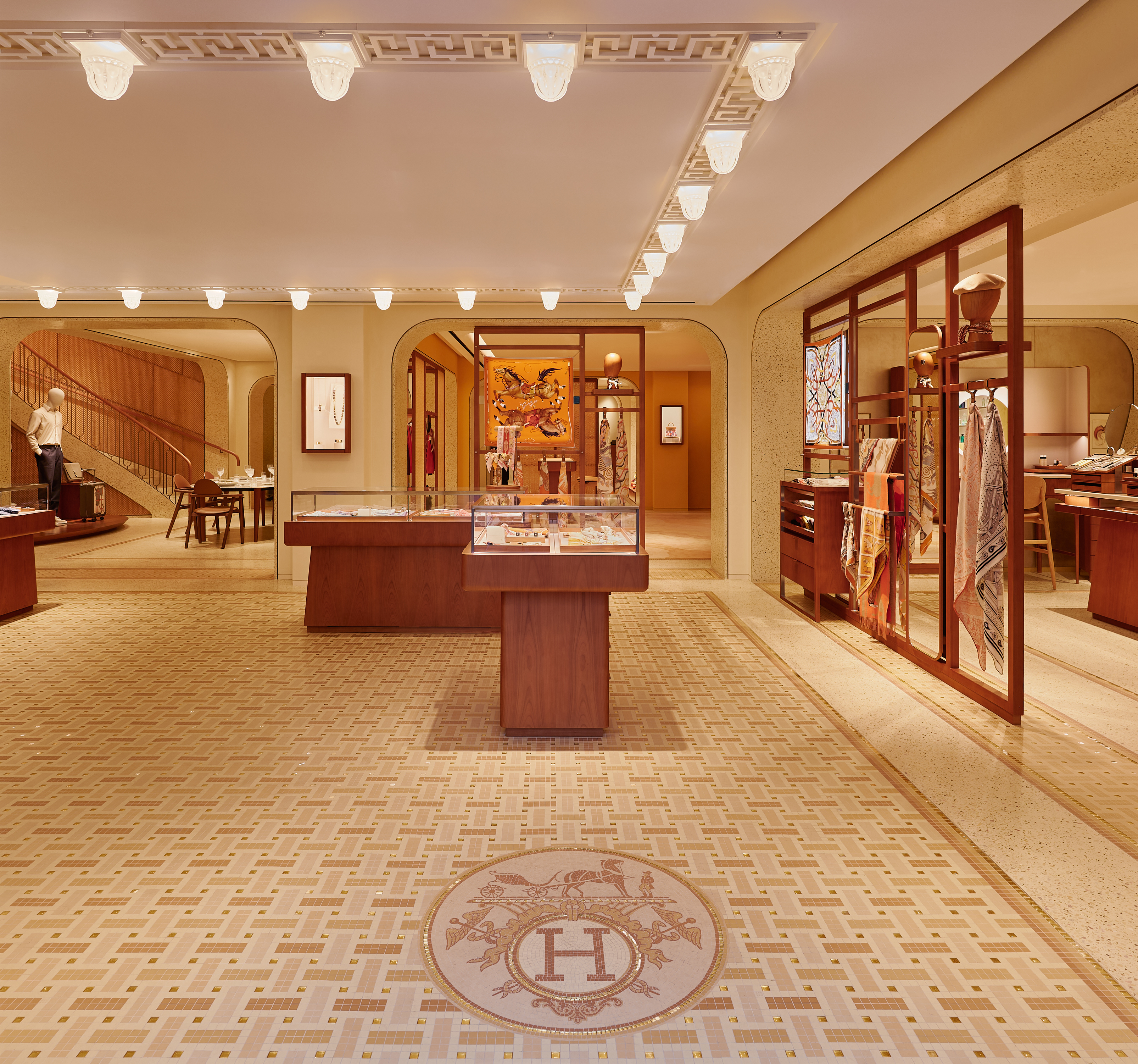 Địa chỉ mới của Hermès tại Hà Nội có gì đặc biệt?