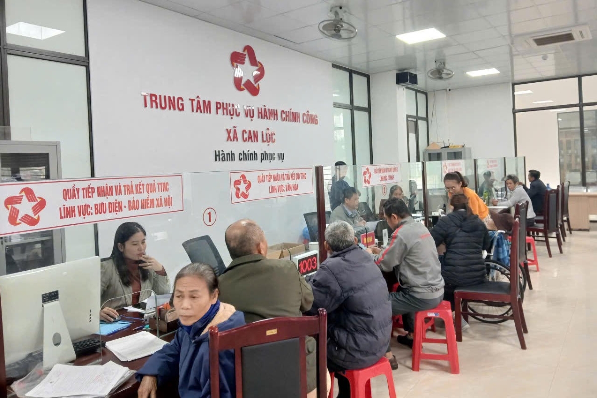 Ứng dụng công nghệ số trong giải quyết thủ tục hành chính, nâng cao tỷ lệ hồ sơ trực tuyến trên địa bàn Hà Tĩnh