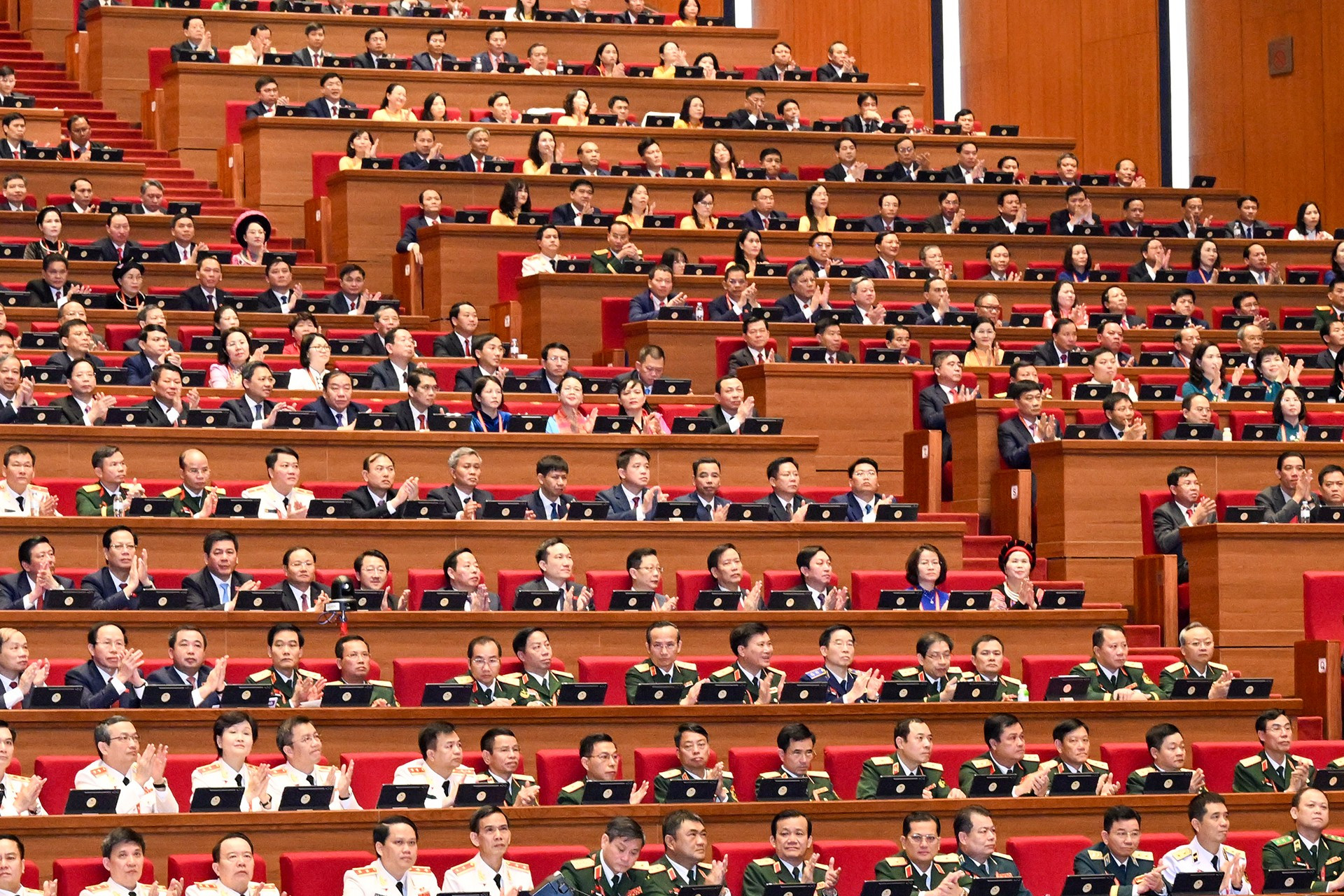 Đại hội đại biểu toàn quốc lần thứ XIV của Đảng khai mạc trọng thể tại Trung tâm Hội nghị quốc gia (Hà Nội).