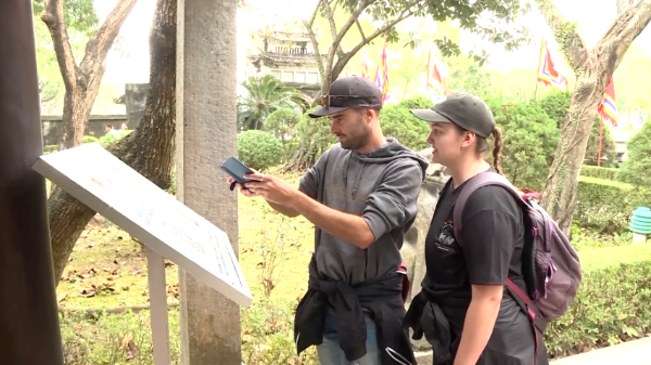 Khi di sản lên app, du lịch Ninh Bình thêm gần du khách