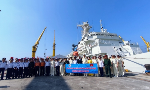 Tàu tuần tra Akitsushima của lực lượng bảo vệ bờ biển Nhật Bản thăm hữu nghị Đà Nẵng